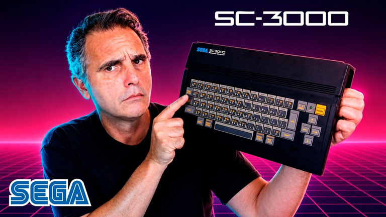 Olipix tient le SC-3000 de SEGA